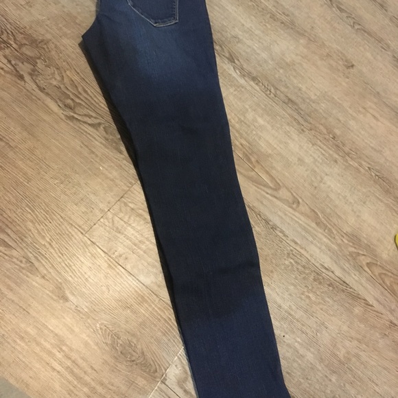 Mid Rise Jeggings - Picture 4 of 4